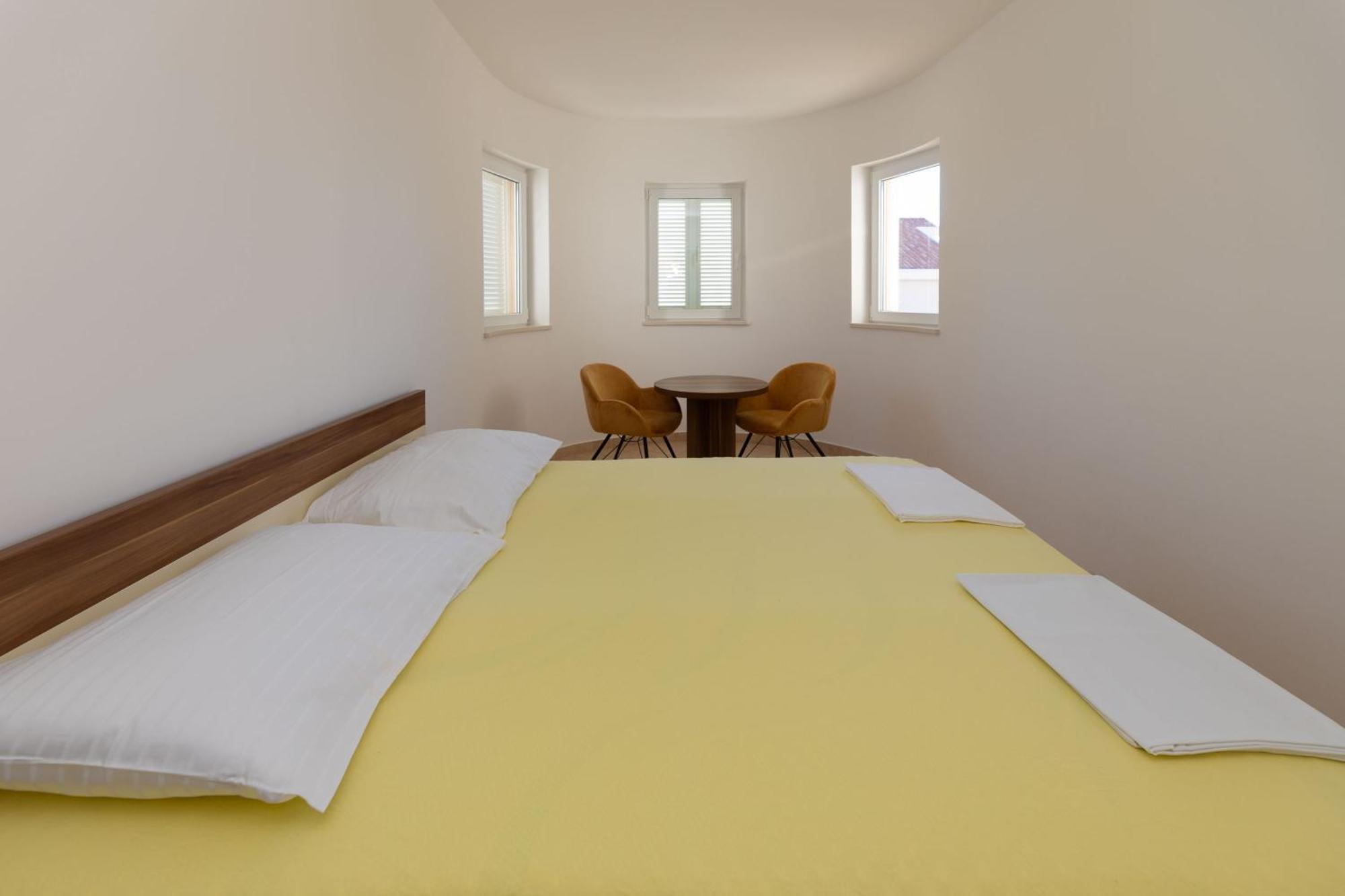 Apartment Domo Makarska Bagian luar foto